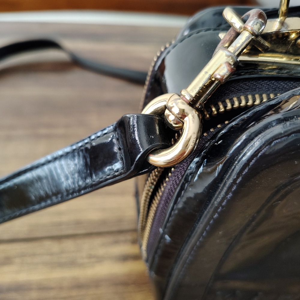 Marc Jacobs Black Patent Leather Crossbody Bag - Picture 4 of 8